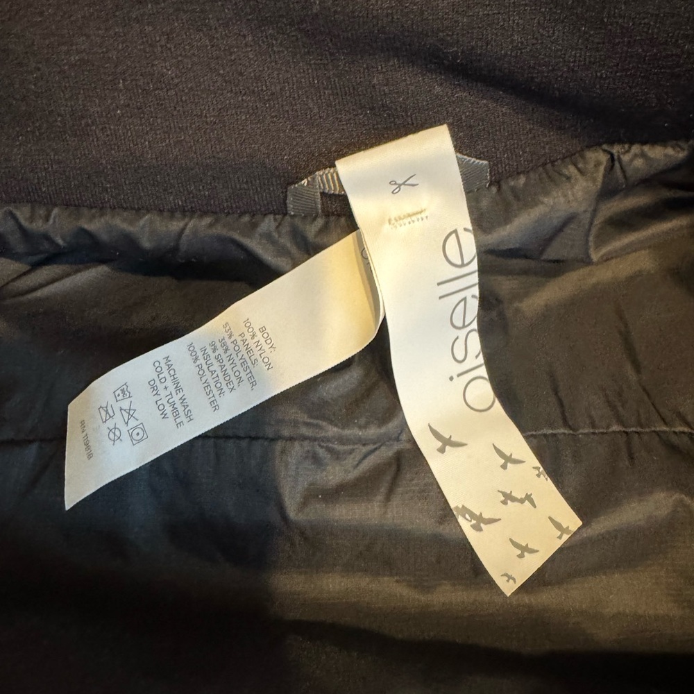 Oiselle Black Katron down Vest - Picture 3 of 5